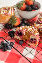 Load image into Gallery viewer, Summer Berry Crisp